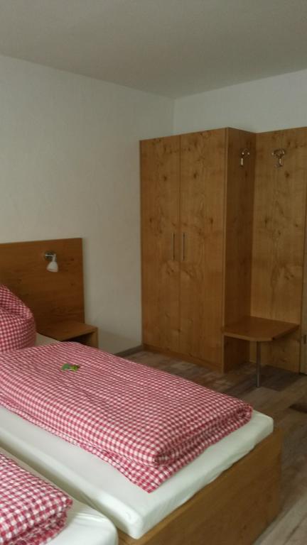 Gaestehaus Engelhard Pension Karbach  Luaran gambar