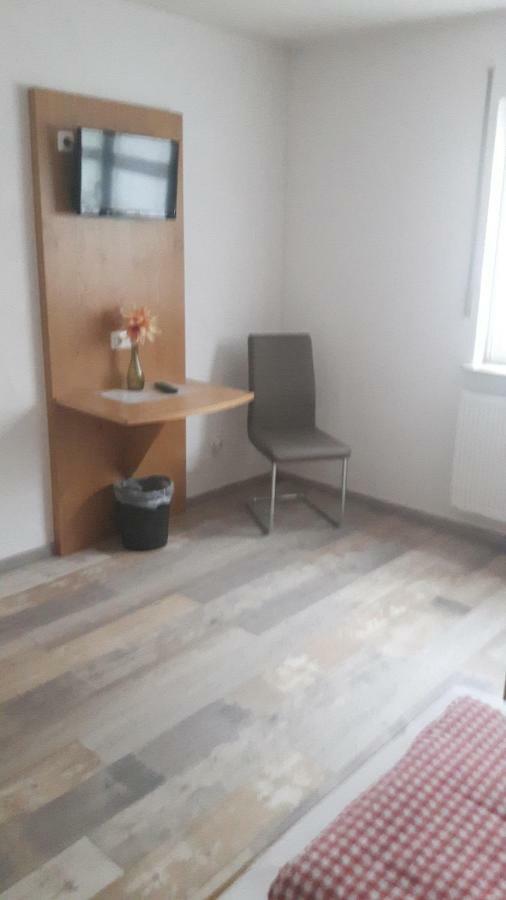 Gaestehaus Engelhard Pension Karbach  Luaran gambar